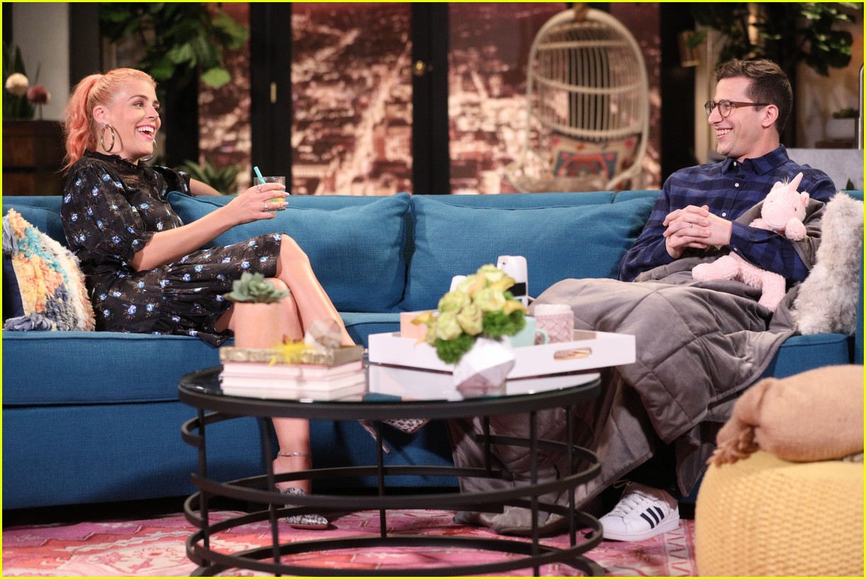 Andy Samberg Reacts To Being Called A Sex Symbol Watch Photo