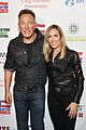 bruce springsteen sheryl crow duet for stand up for heroes benefit 03