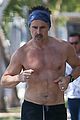 colin farrell goes shirtless for jog around la 02