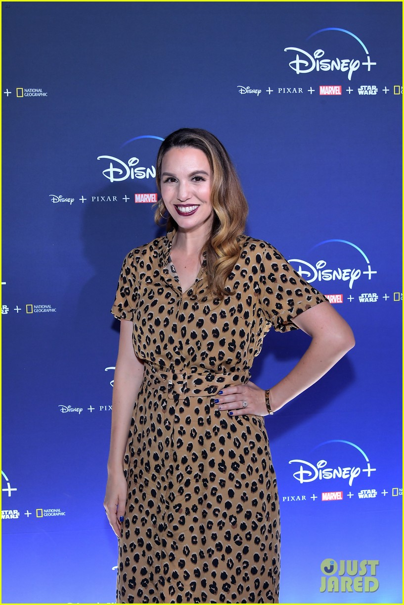 christy carlson romano reveals she is five years sober 054591428