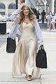 sarah jessica parker spotted set like that cast additions 03