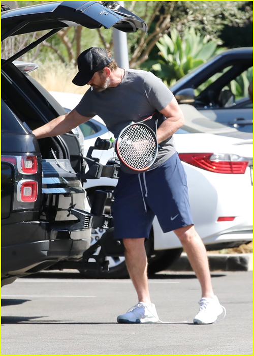 Gerard Butler at the Tennis Courts in Malibu