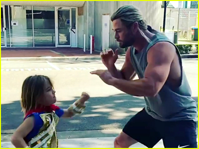 Chris Hemsworth boxes with his son