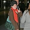 kelly clarkson airport 02