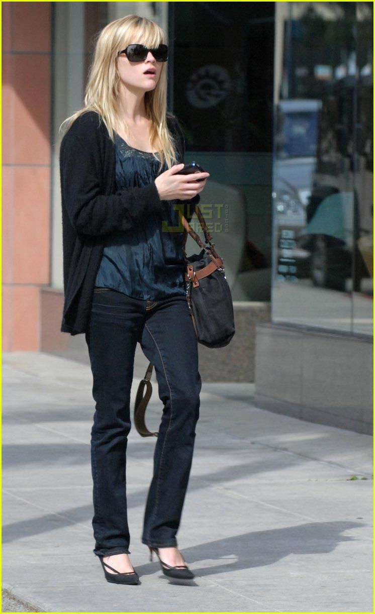reese witherspoon sunglasses 04a2418979