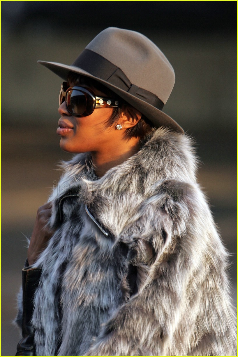 Naomi Campbell Reports for Sanitation Duty... in a Fur Coat Photo