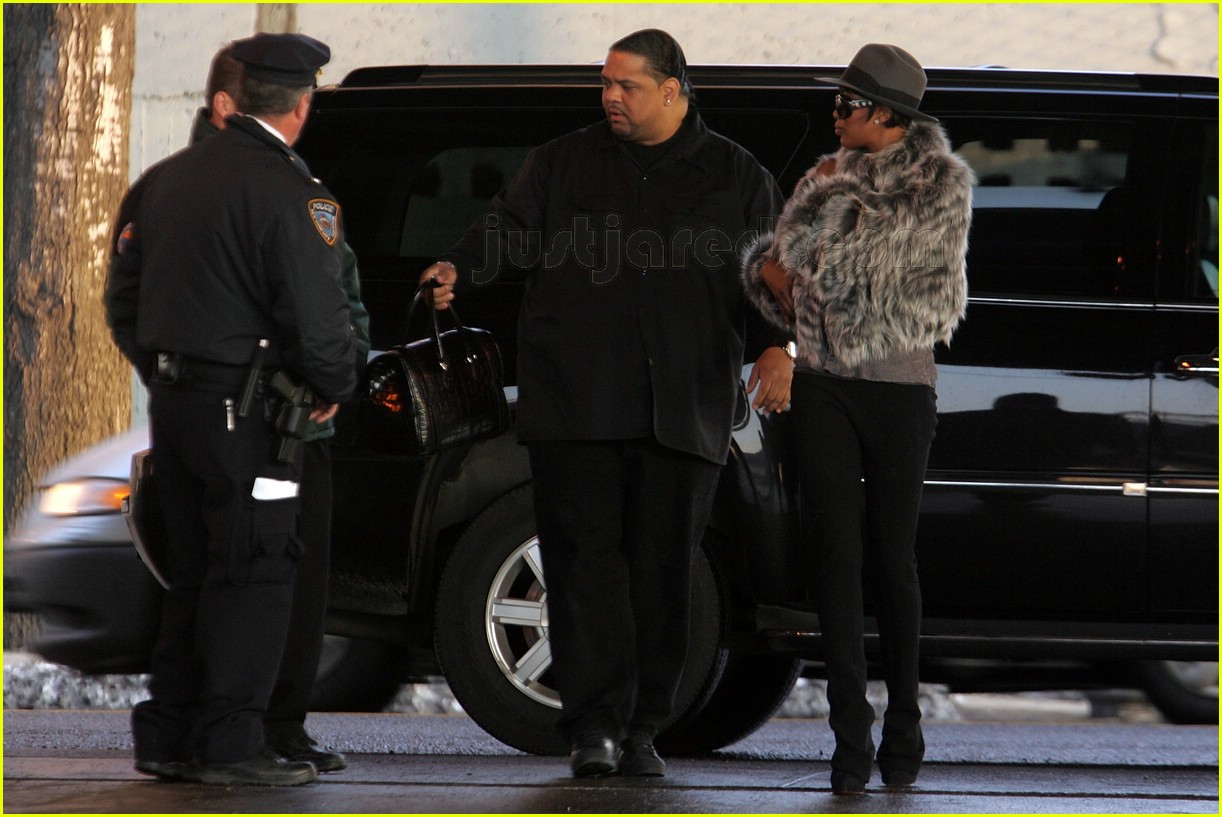 Naomi Campbell Reports for Sanitation Duty... in a Fur Coat Photo