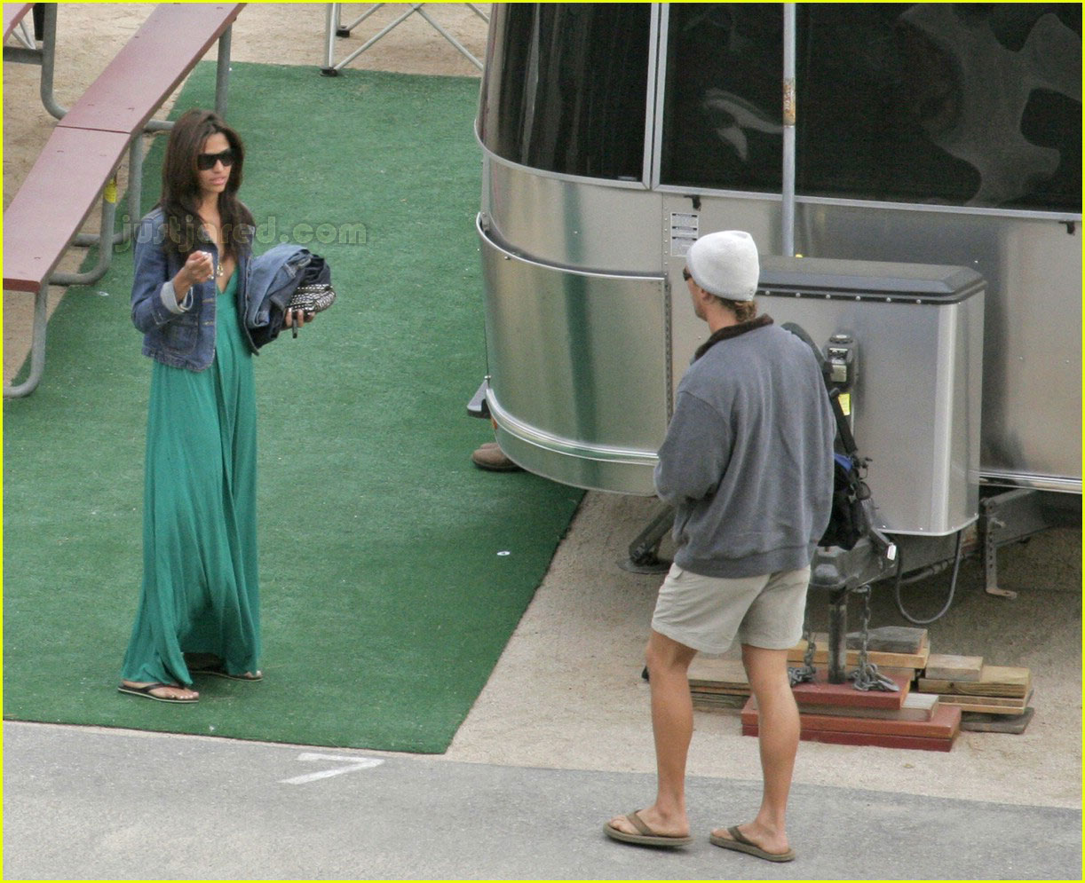 Matthew McConaughey's Trailer HookUp Photo 109591 Camila Alves