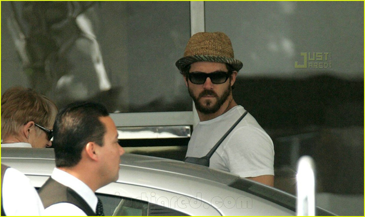 Ryan Reynolds Visited Lindsay Lohan? Photo 405231 Ryan Reynolds