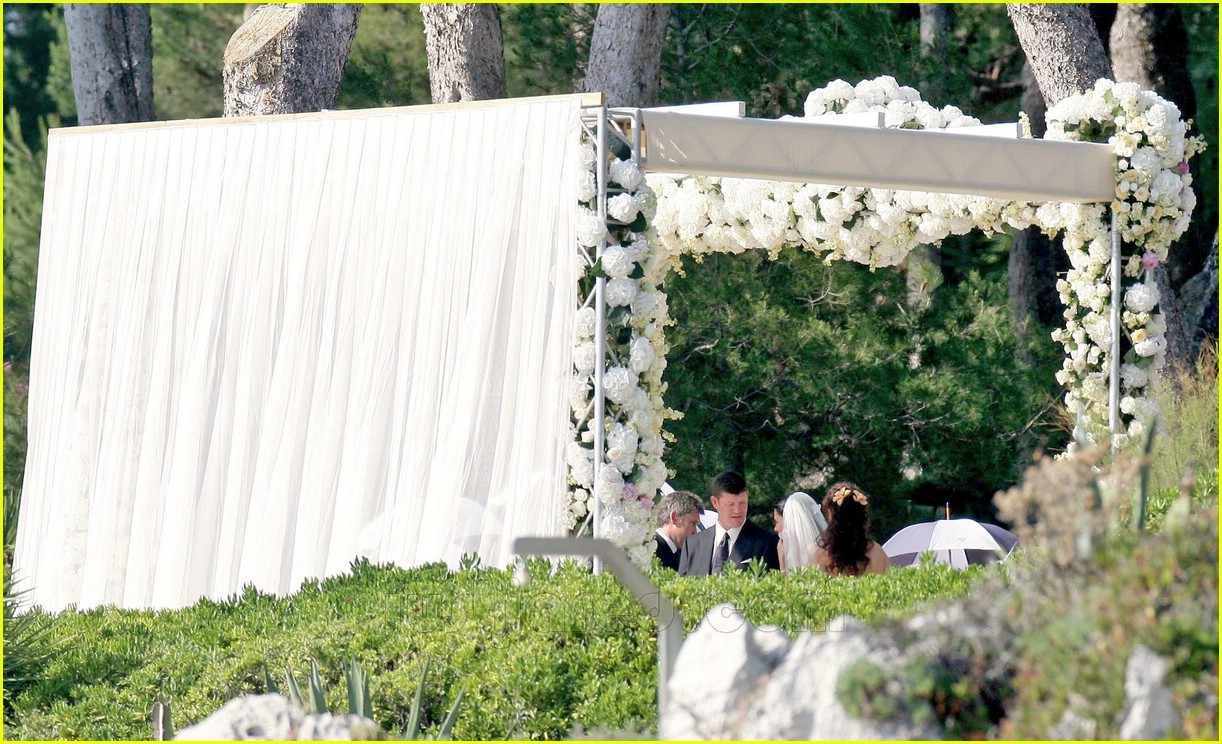 Katie Holmes is Purple-licious: Photo 450611 | Katie Holmes Photos