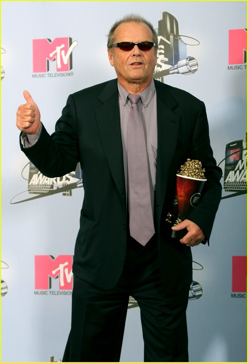 [Image: Jack-Nicholson-mtv-movie-awards-2007-53.jpg]