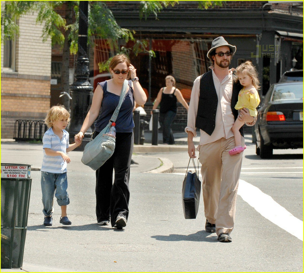Noah Wyle Wild About His Kids: Photo 421531 | Auden Wyle, Celebrity