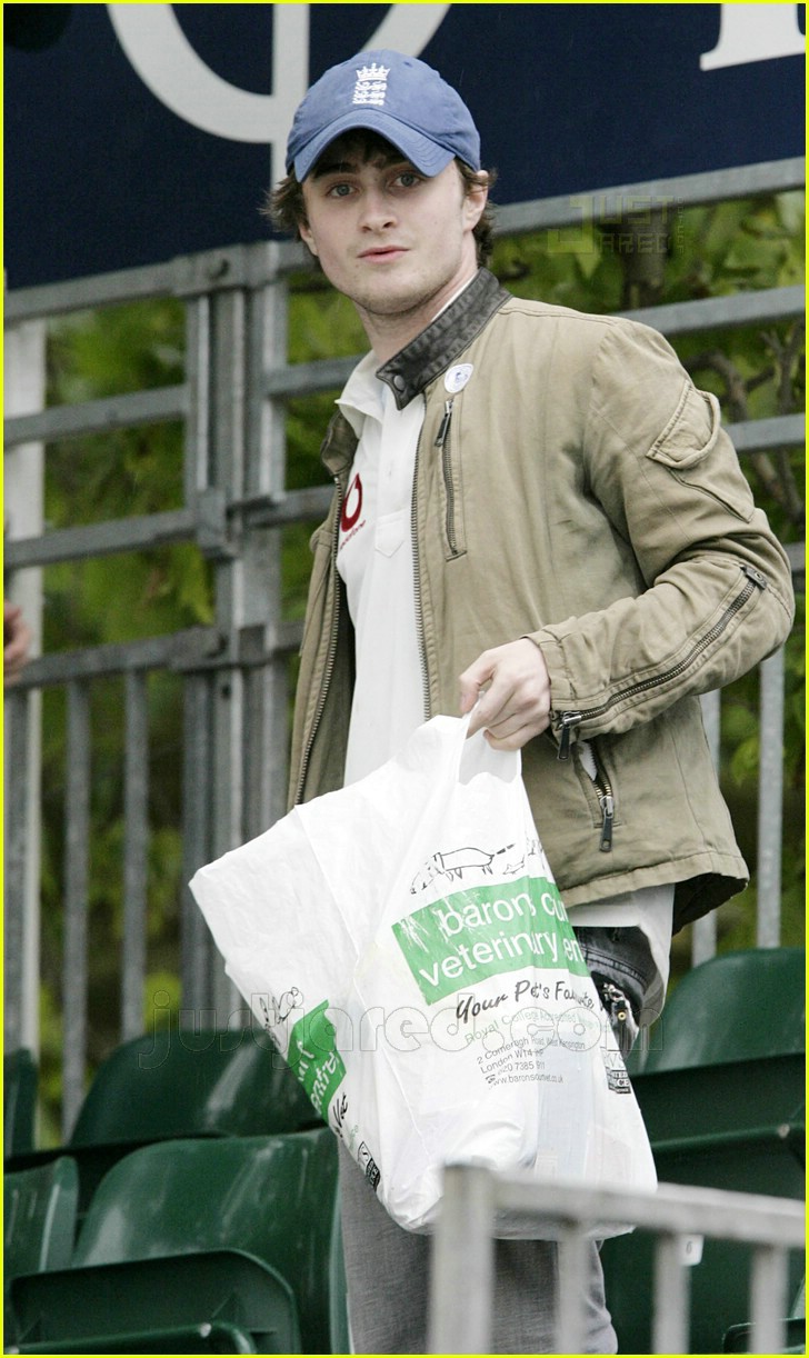 Photo: daniel radcliffe 18th birthday 02 | Photo 502801 | Just Jared
