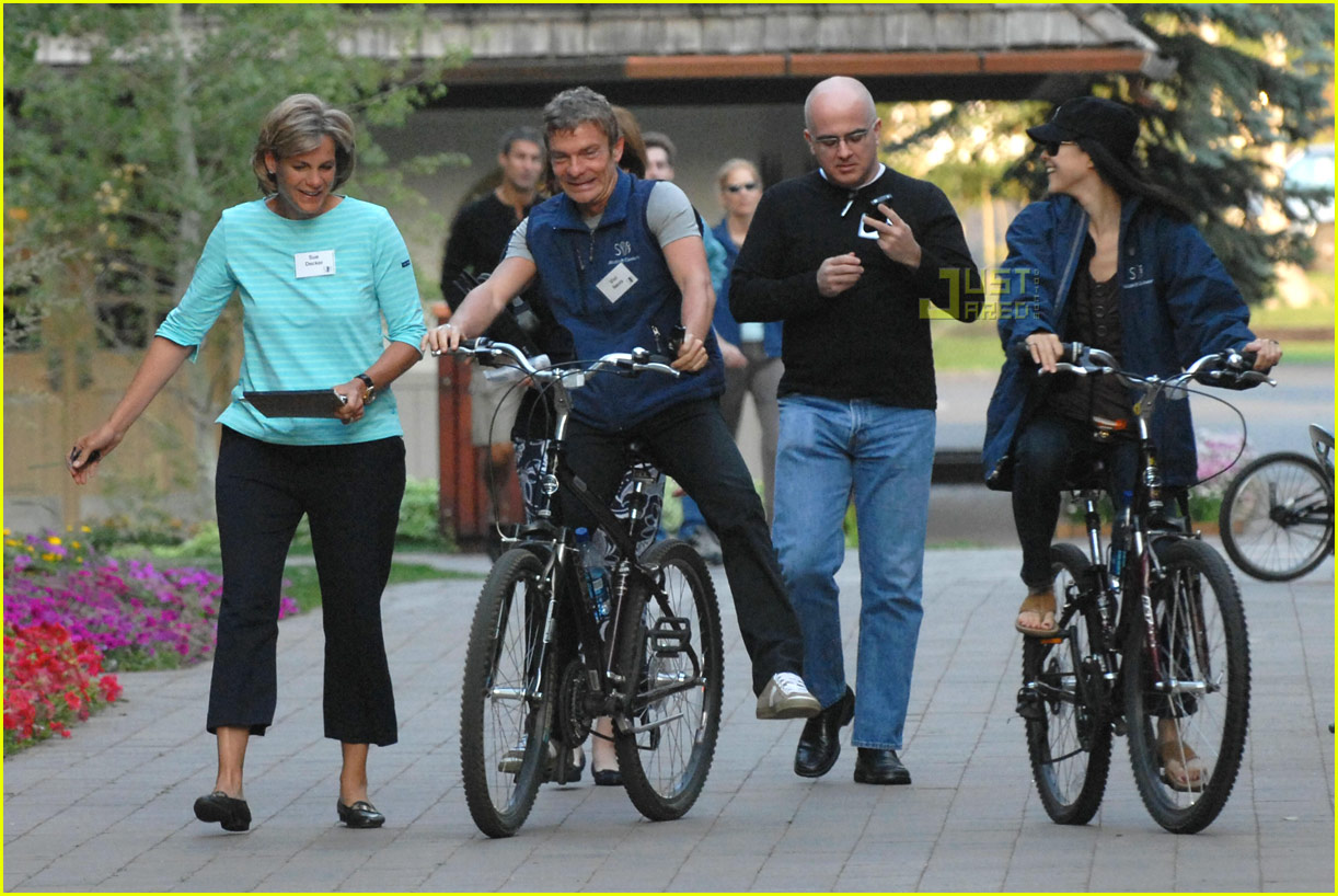 Ziyi Zhang's Bike Ride With Her Boyfriend Photo 491861 Vivi Nevo