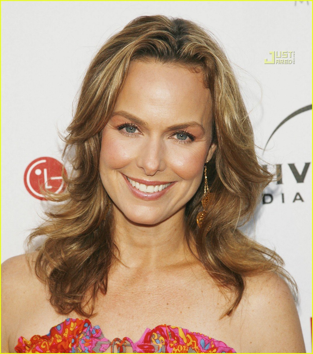 Full Sized Photo of melora hardin emmy party 02 Photo 519291 Just Jared.