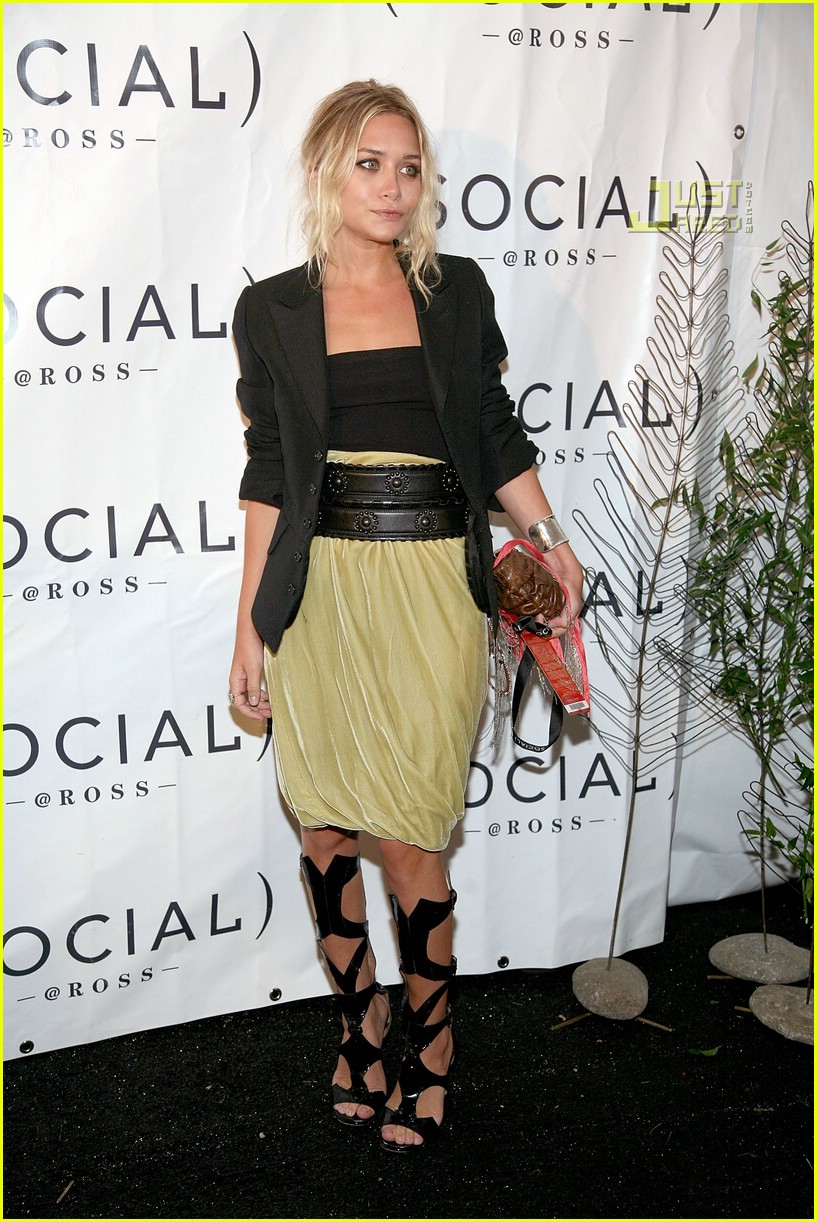 Ashley Olsen is Head Over Alaia Heels Photo 529051 Photos Just