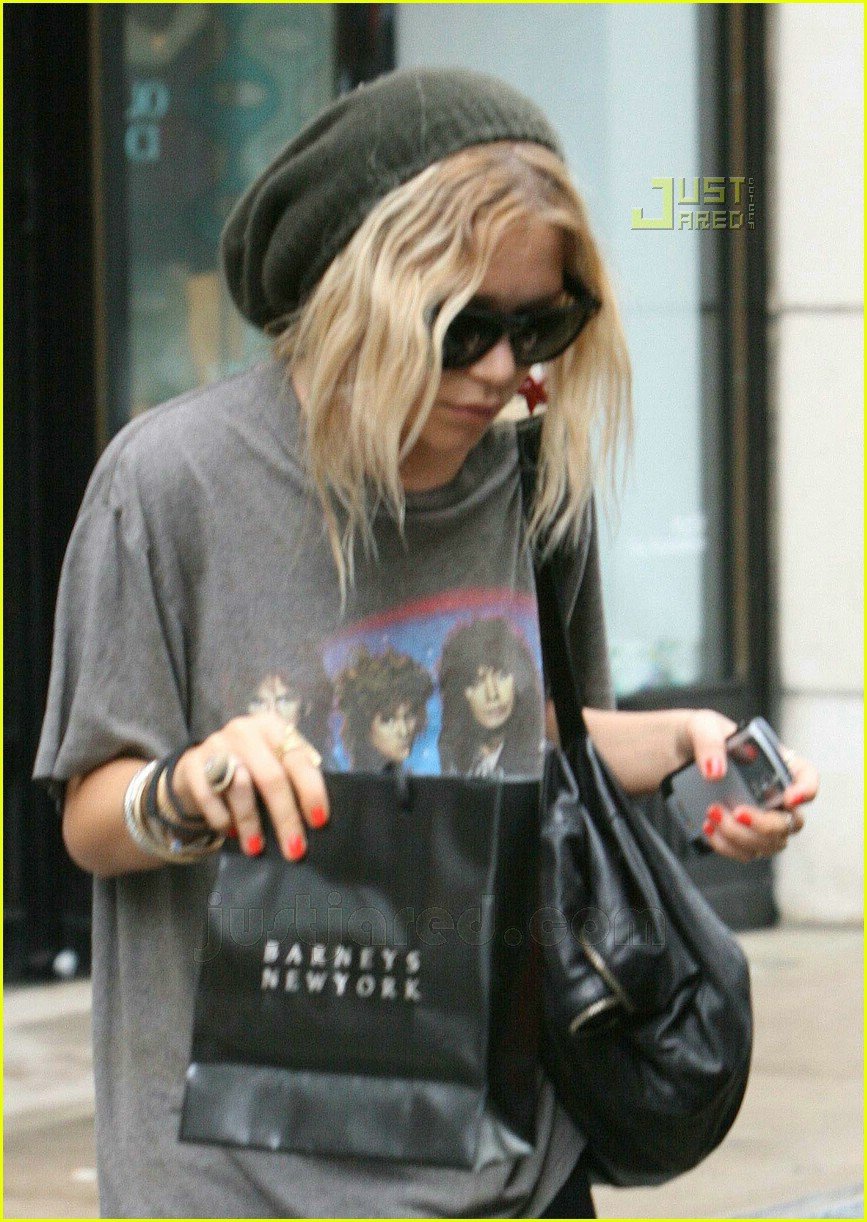 Mary-Kate Olsen: "I Run Around My House Naked": Photo 583581 Photos Just Jared: Celebrity