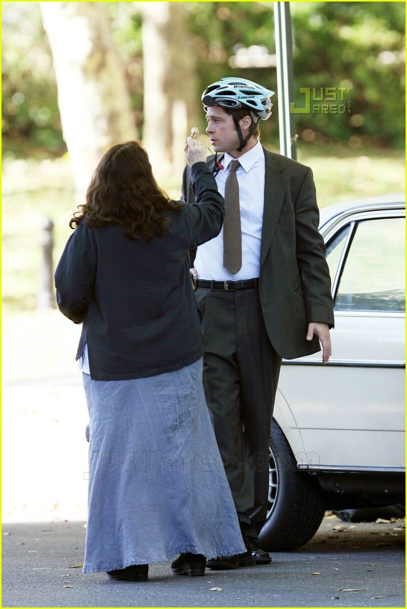 Brad Pitt Has a Bloody Nose Photo 608041 Photos Just Jared