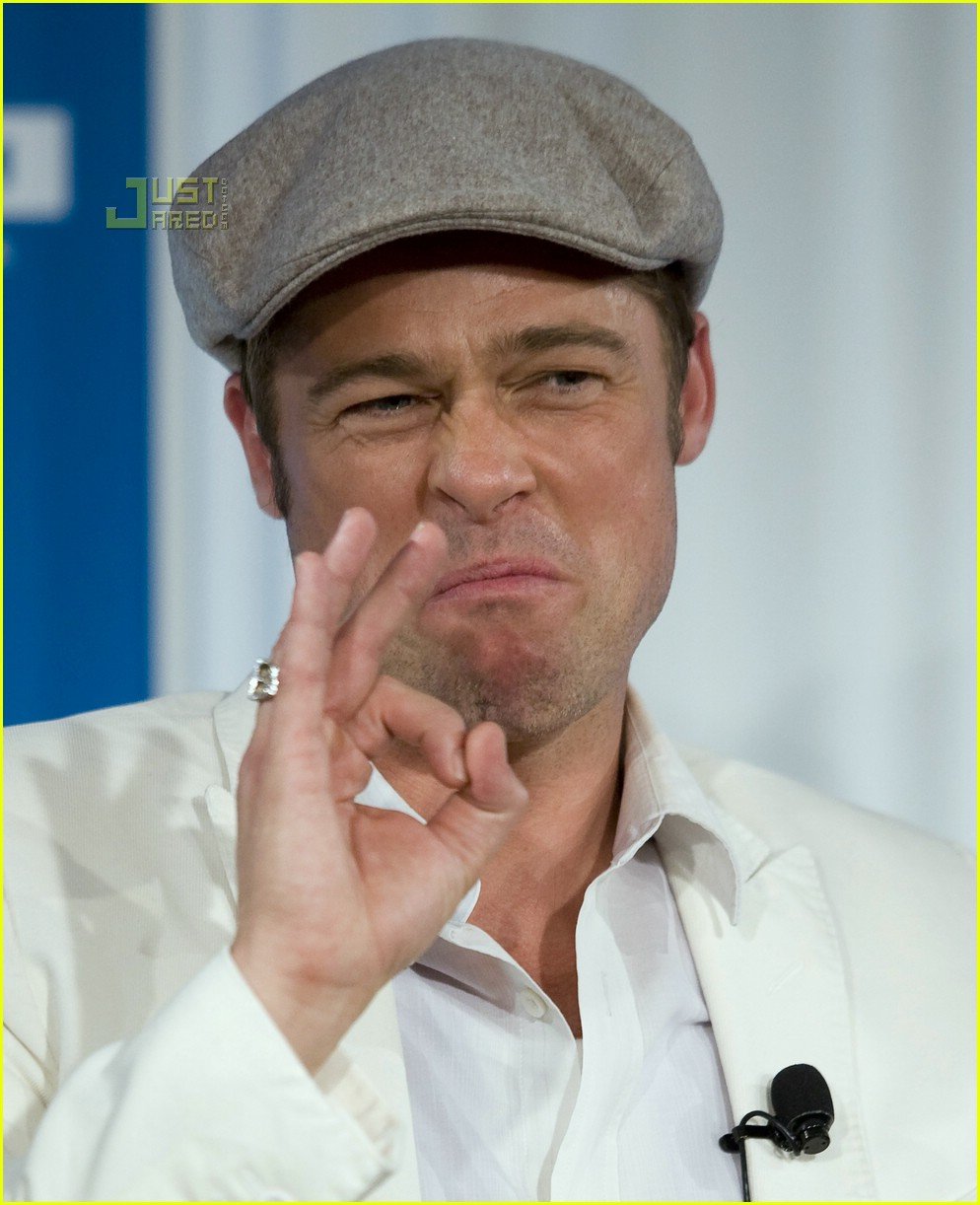 Brad Pitt Loves Picking His Nose Photo 573101 Photos Just Jared