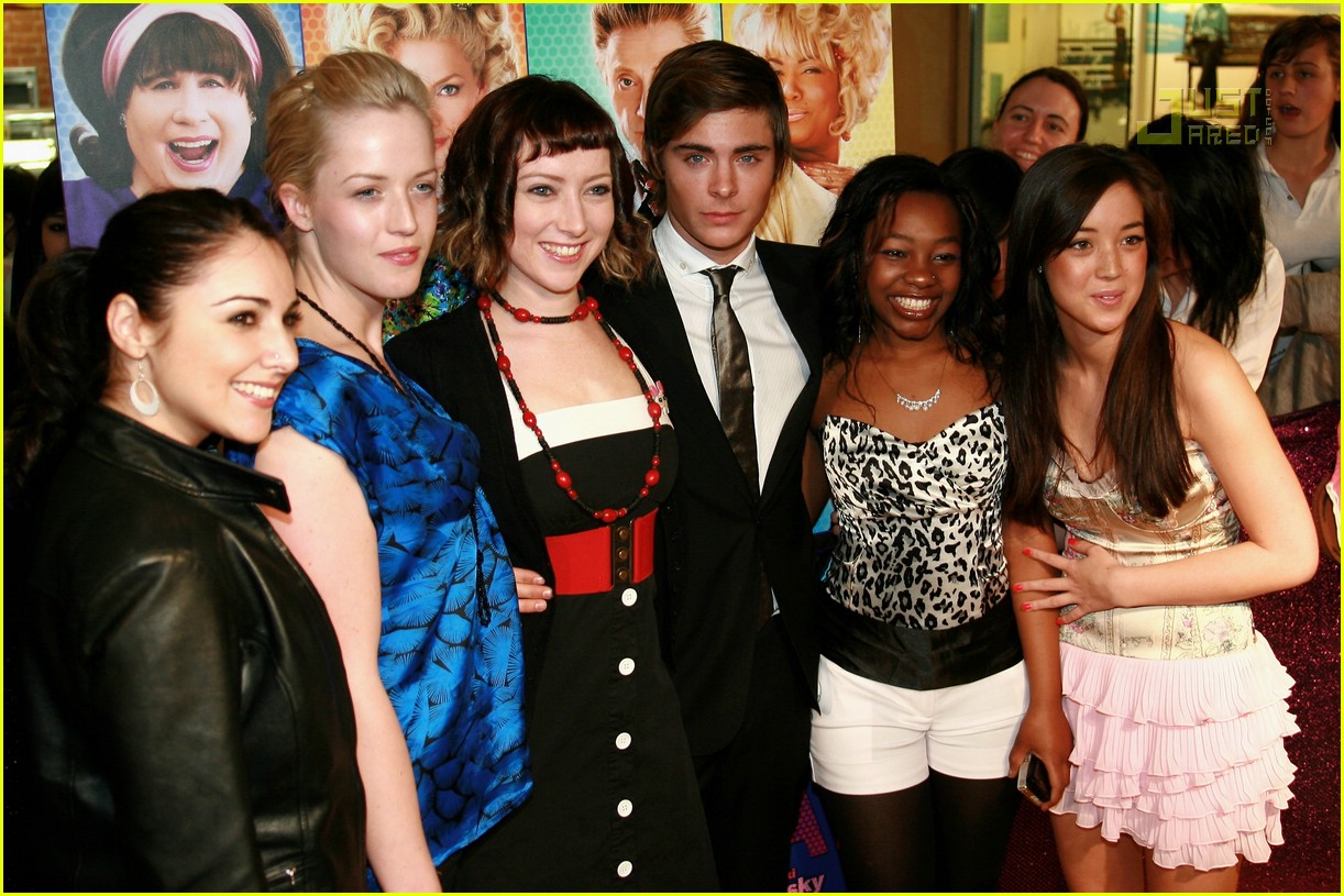 Zac Efron Hairspray Premiere Australia Photo 565281 Photos Just