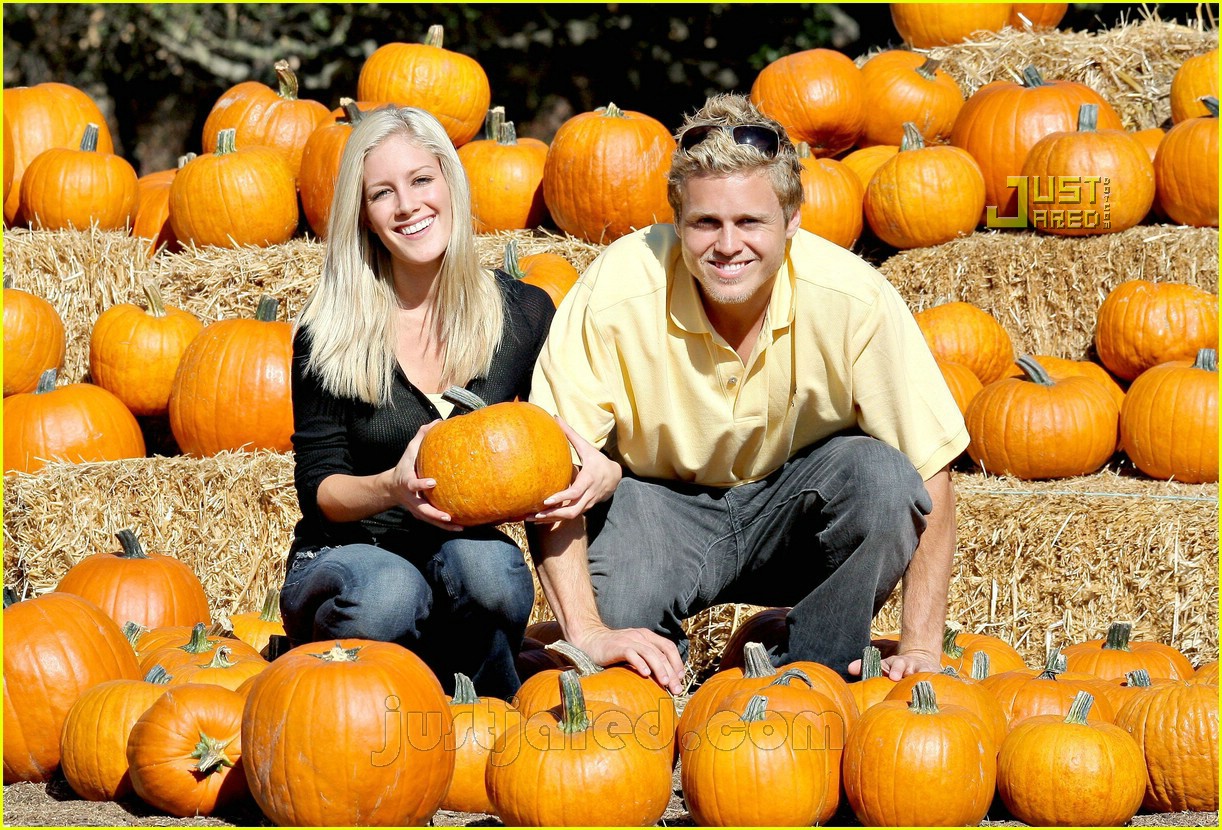 Heidi & Spencer Go Pumpkin Picking Photo 636831 Pictures Just Jared