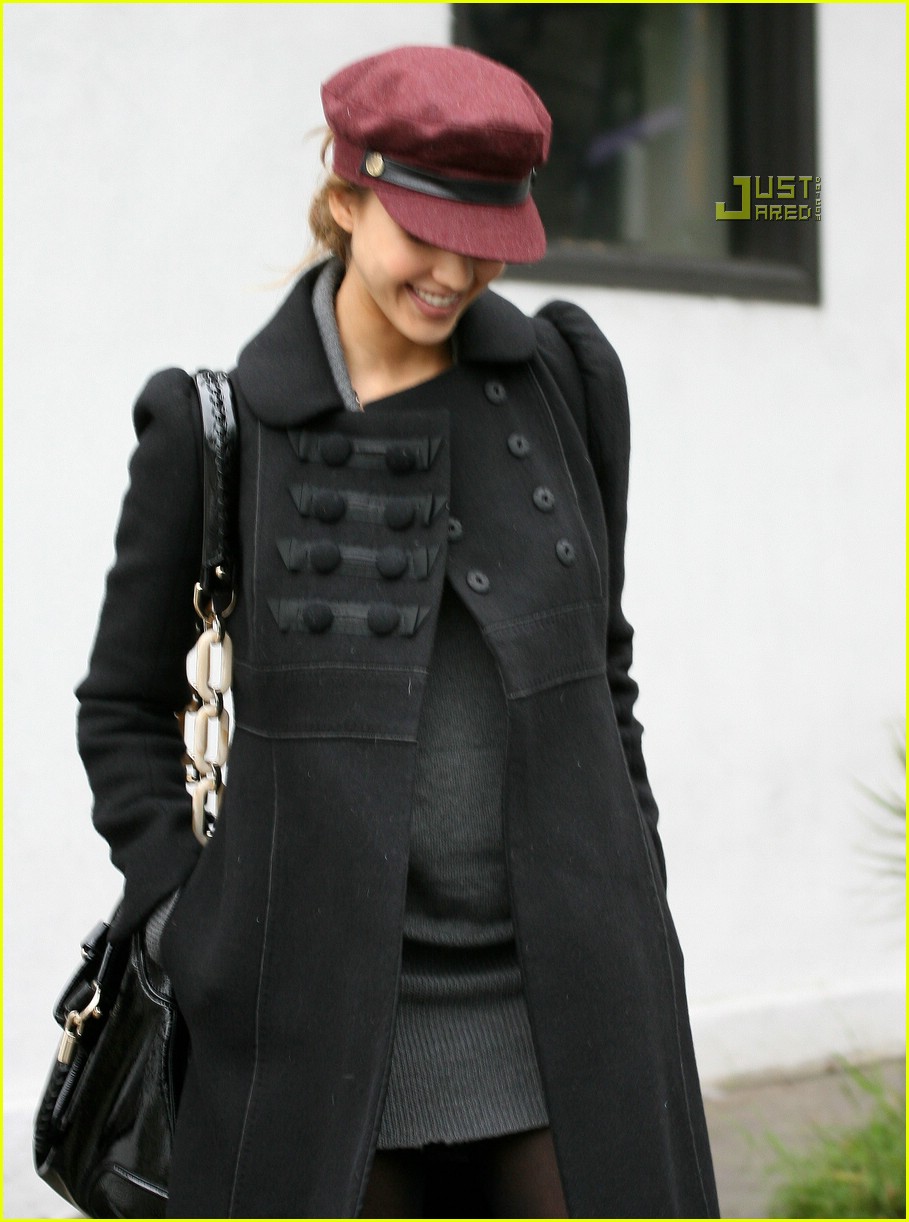 Jessica Alba Baby Bump Watch Photo 809841 Pictures Just Jared