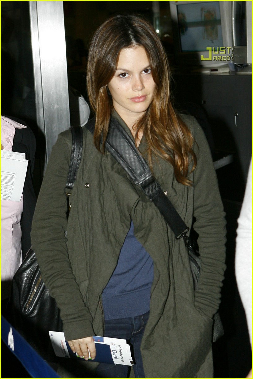 Rachel Bilson @ LAX Airport: Photo 772711 | Photos | Just Jared