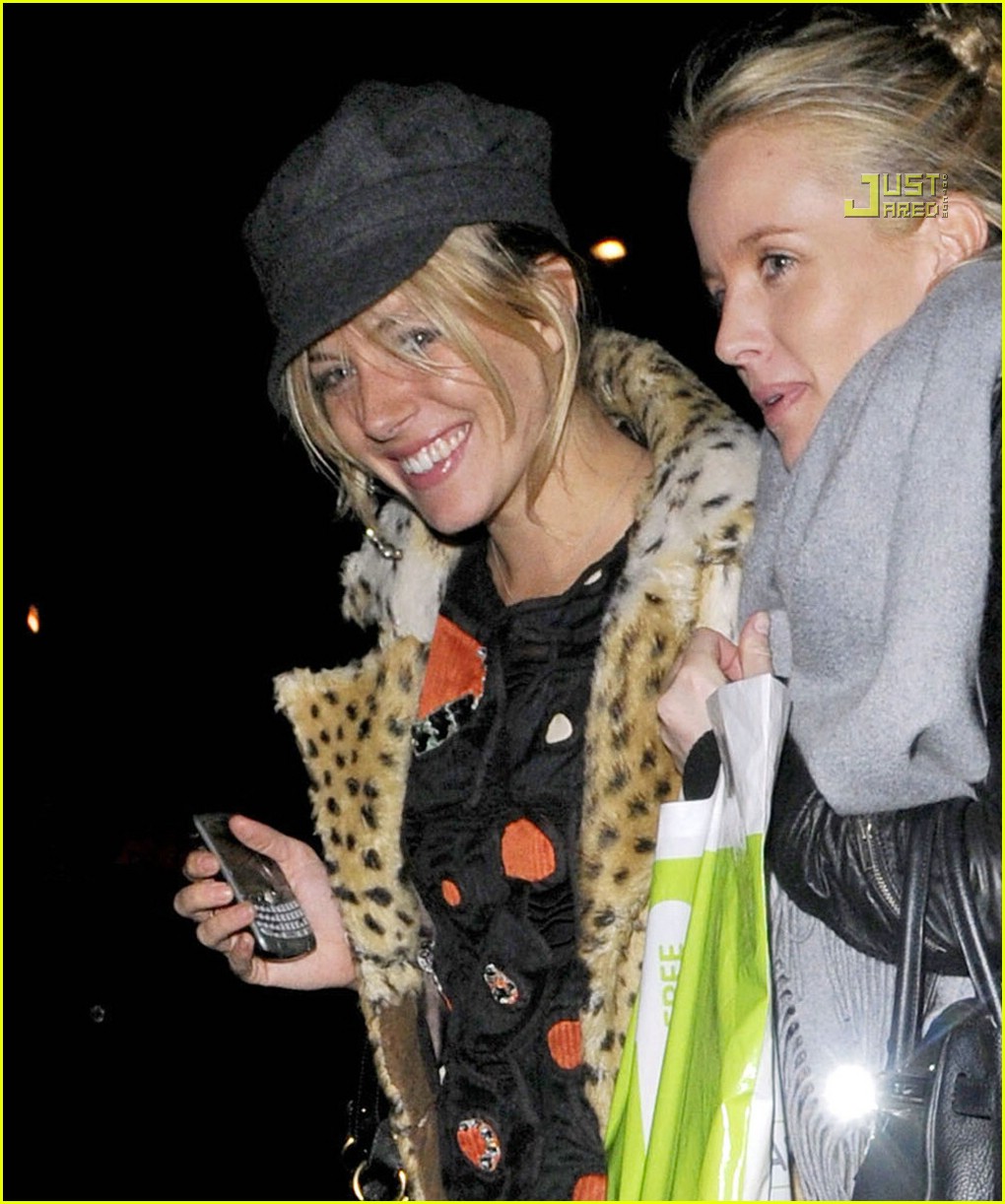 Happy Birthday, Sienna Miller!: Photo 822821 | Photos | Just Jared