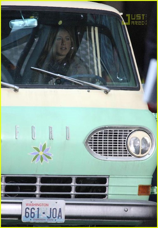 Jennifer Aniston is a Flower Girl Photo 850341 Photos Just Jared