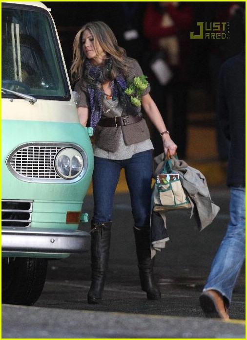 Photo jennifer aniston flower girl 30 Photo 850401 Just Jared