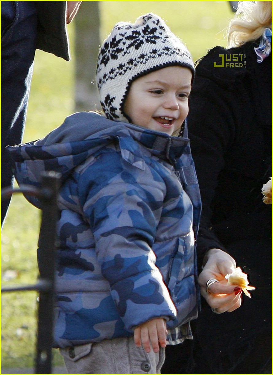 Kingston Rossdale The Goose is Loose! Photo 833911 Photos Just(01)