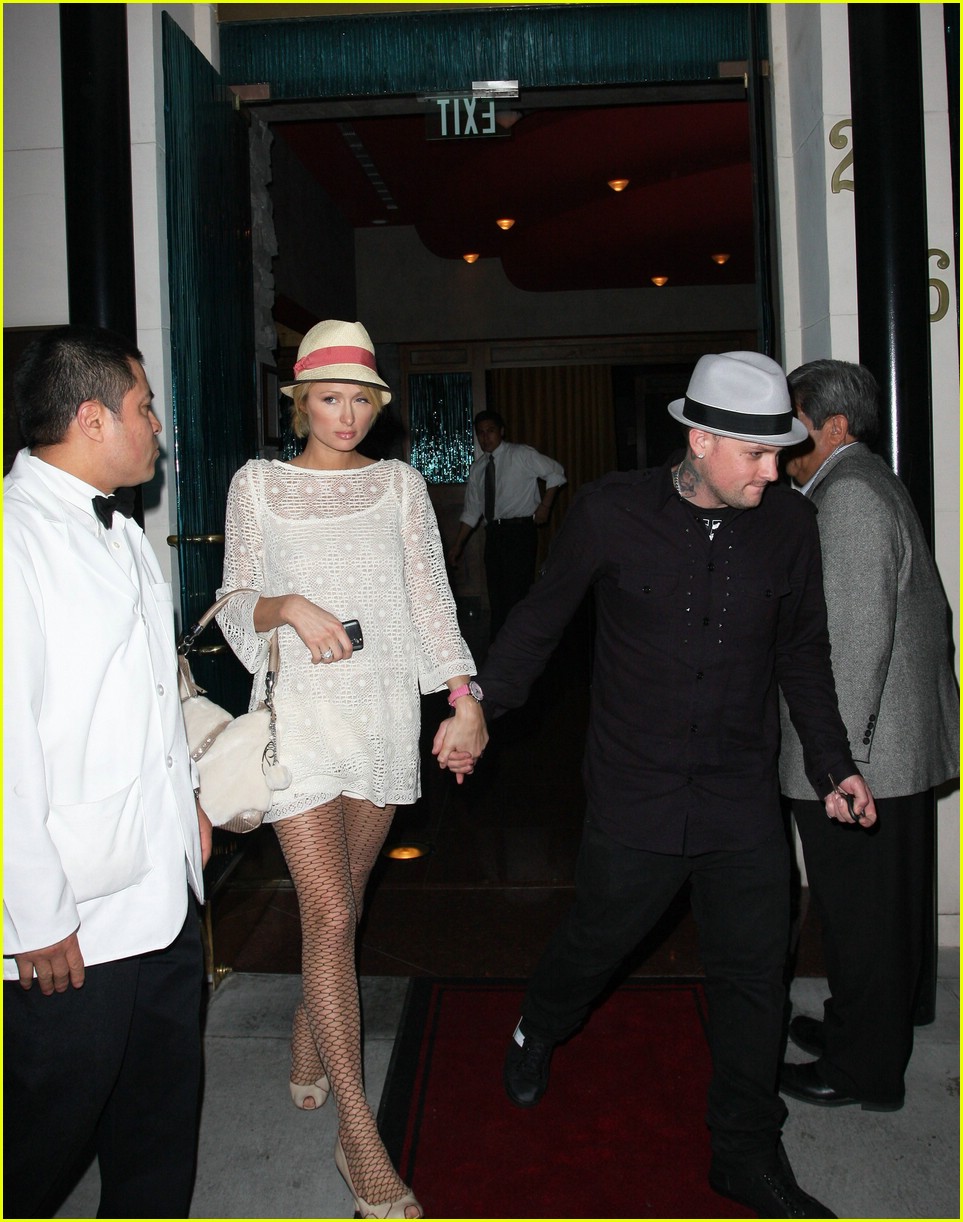 Benji Gives Paris a Helping Hand Photo 1002941 Photos Just Jared