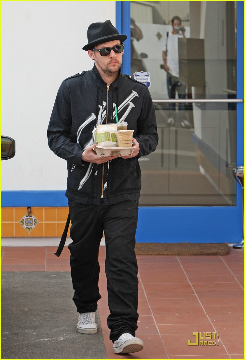 Happy Birthday, Joel Madden!: Photo 984771 | Joel Madden, Nicole Richie