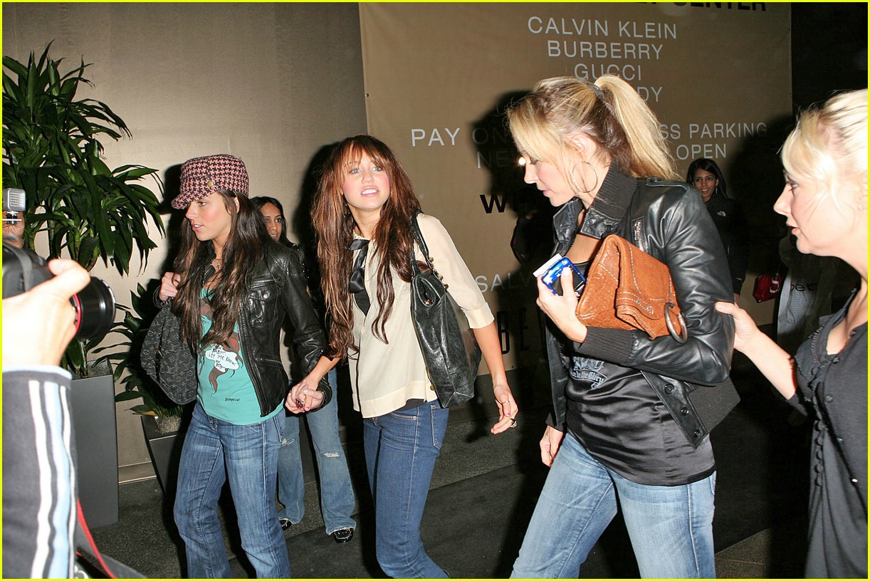 Miley Cyrus - Beverly Hills 90210: Photo 1029501 | Miley Cyrus Photos