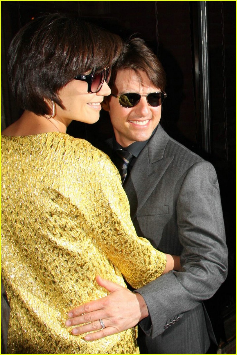 Tom and Katie Celebrate Victoria's 34th Photo 1078841 Photos Just