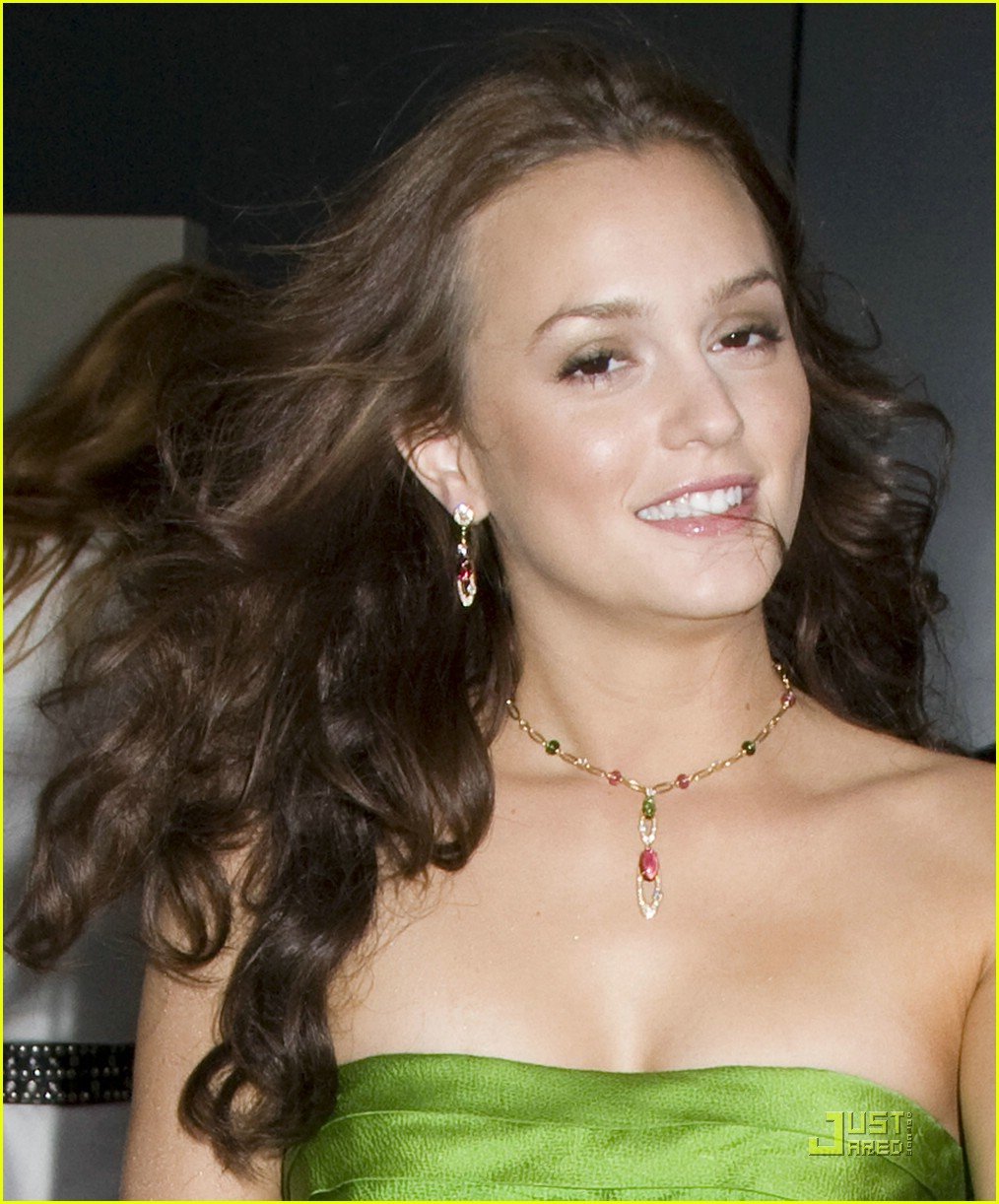 Leighton Meester It's Easy Being Green! Photo 1126231 Photos Just Jared Entertainment News