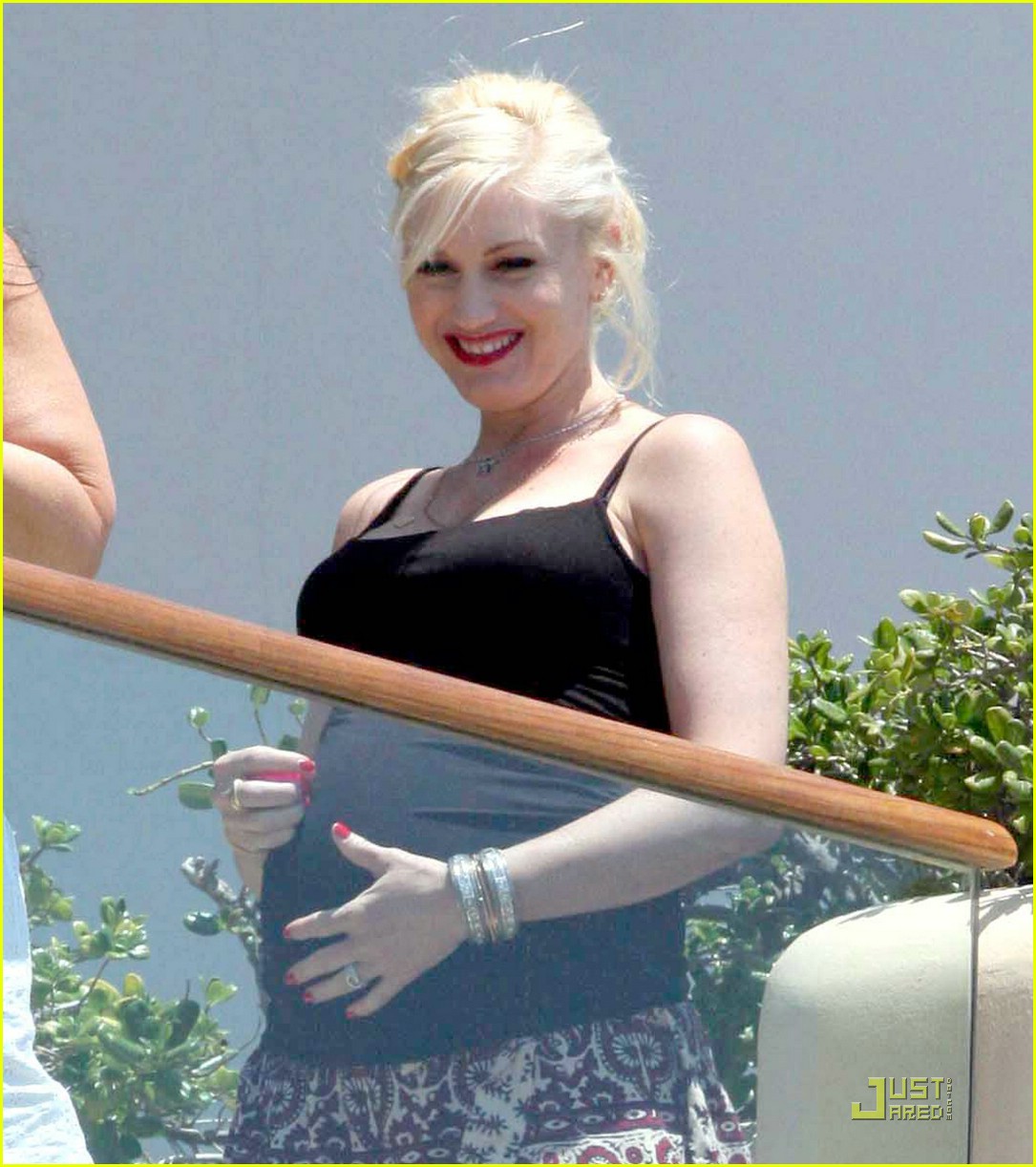 Kingston Rossdale’s Beach Birthday: Photo 1158691 | Photos | Just Jared