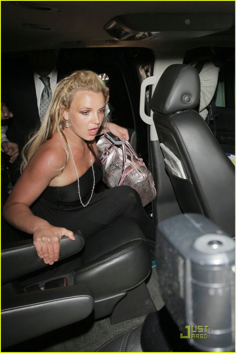 Britney Spears is Sunkissed Photo 1143561 Photos Just Jared(02)