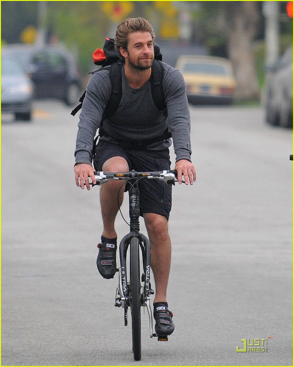 Scott Speedman and his pal take their bicycles out for a ride through Los A...