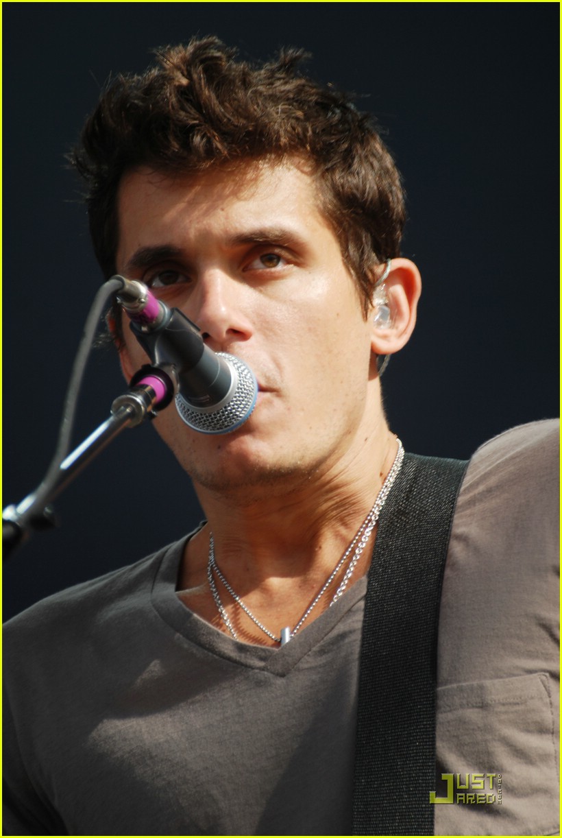 Jennifer Aniston is John Mayer's Biggest Fangirl Photo 1236591