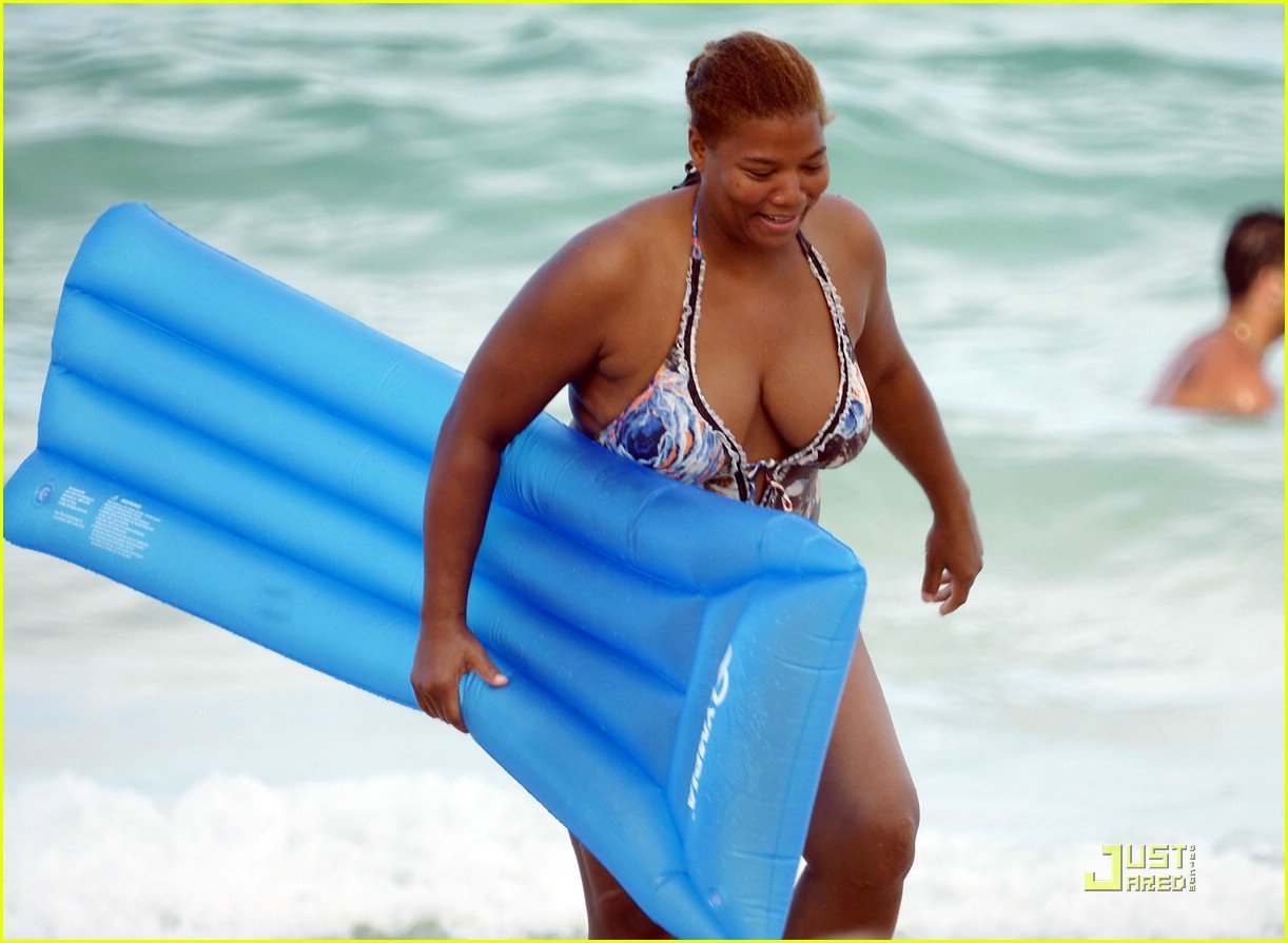 Queen Latifah is Swimsuit Sexy: Photo 1176001 Pictures Just 