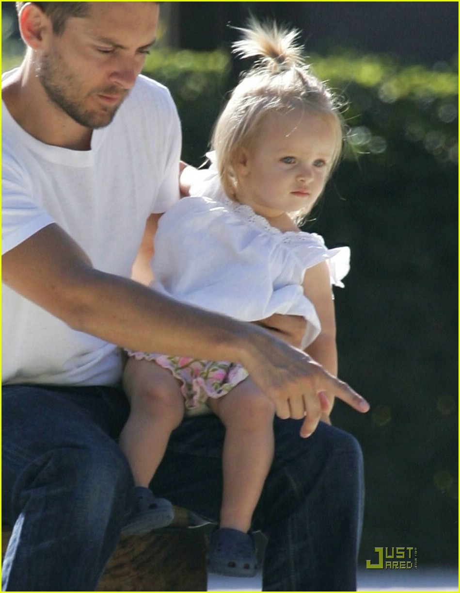 Tobey Maguire's Sweetheart Saturday Photo 1203301 Photos Just(01)