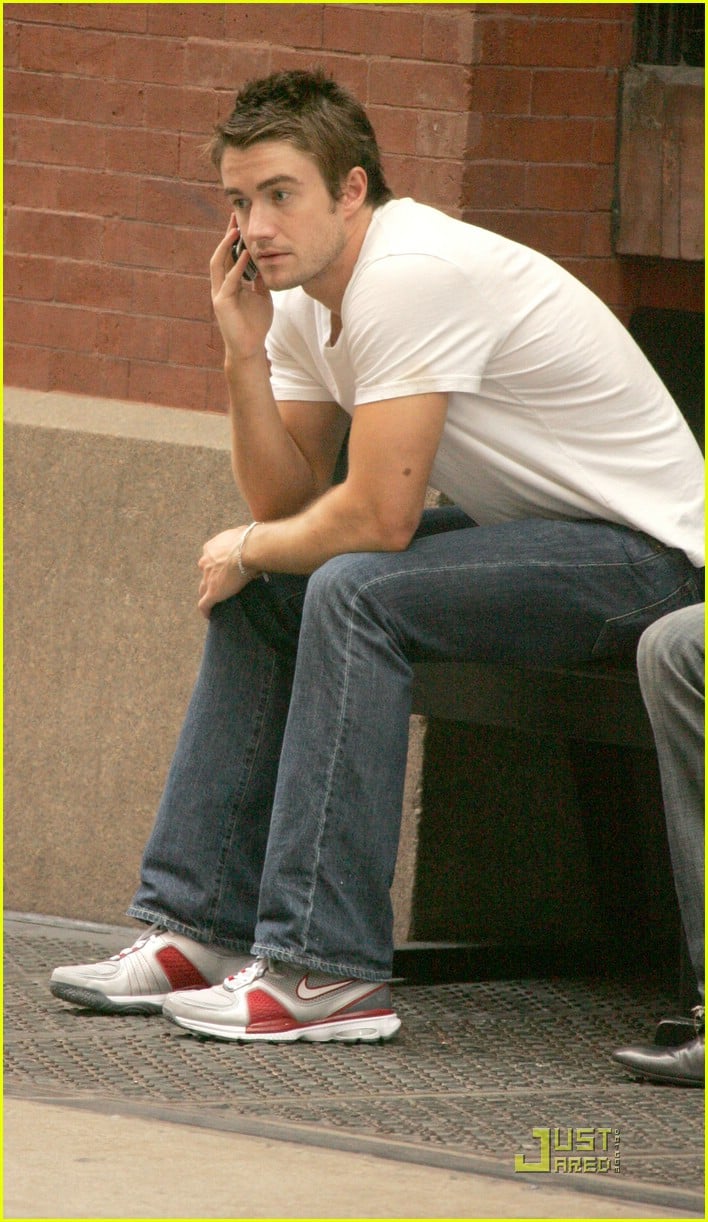 Robert Buckley is Too Cool For School: Photo 1244871 | Photos | Just