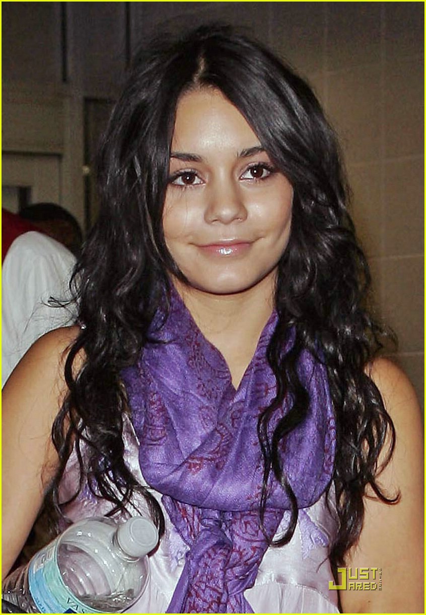 Vanessa Hudgens Jumps Through JFK: Photo 1241611 | Photos | Just Jared