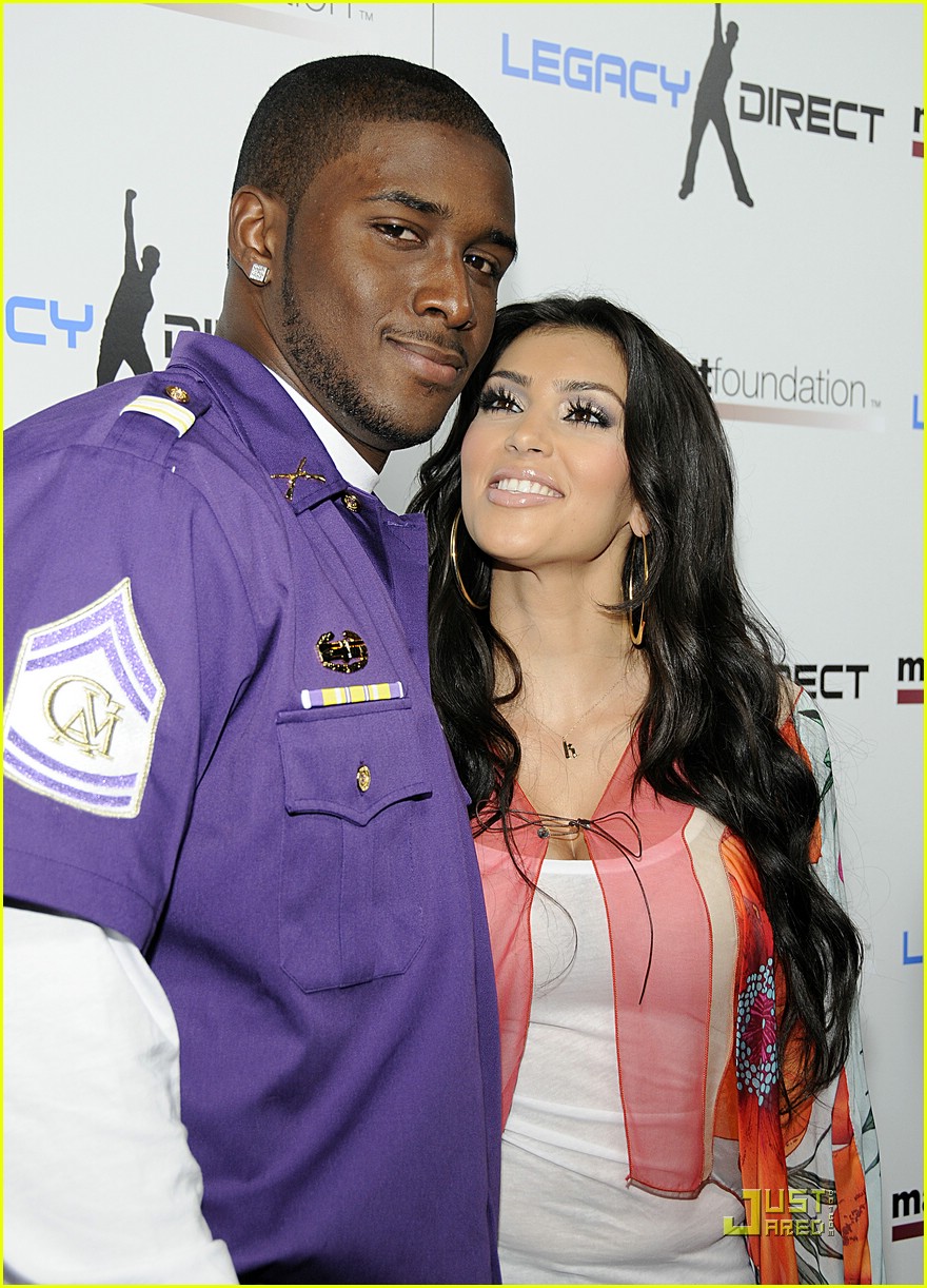 Kim Kardashian Bowls Big Photo 1282371 Photos Just Jared