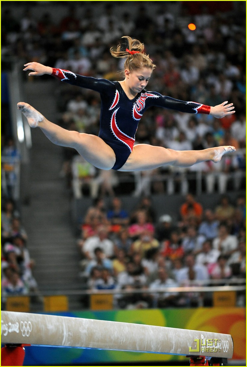 Shawn Johnson is Gold Glorious Photo 1357021 Photos Just Jared
