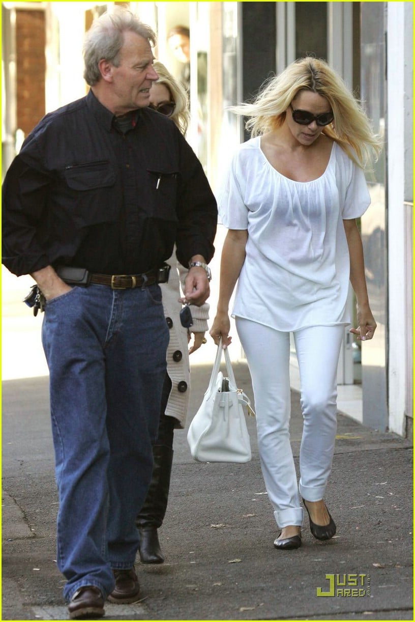 Pamela Anderson Sons in Sydney! Photo 1380901 Brandon