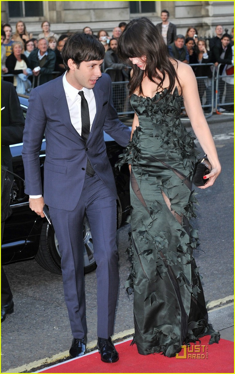 Mark Ronson & Daisy Lowe Hit Up The GQ Awards Photo 1388721 Daisy