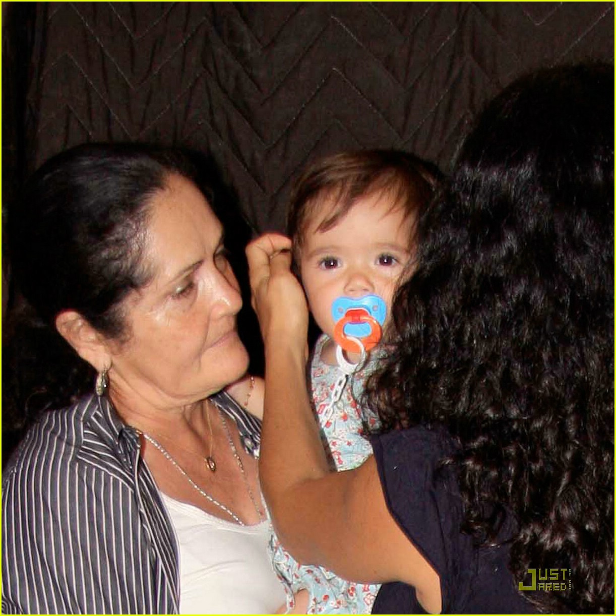 Salma Hayek's Baby Bonding Time: Photo 1413611 | Celebrity Babies