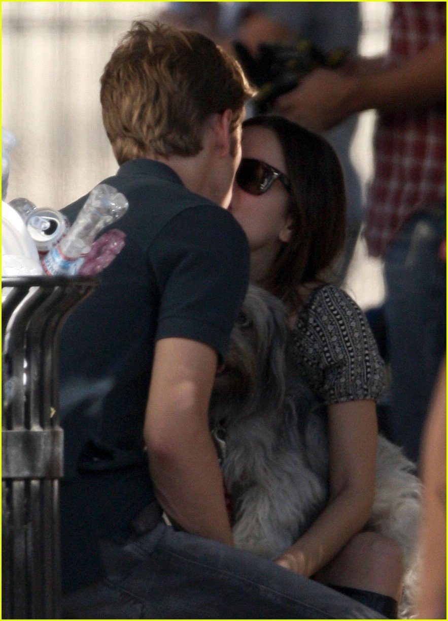 Hayden and Rachel Love Lacoste... And Each Other Photo 1470271